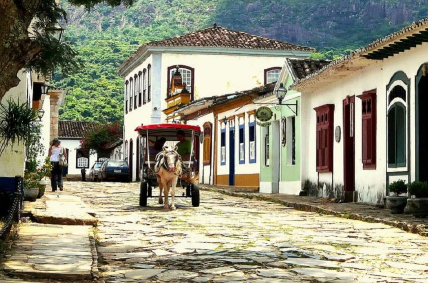 CIDADES HISTÓRICAS MINAS C/FEST. GASTRONOMIA e VESPERATAS