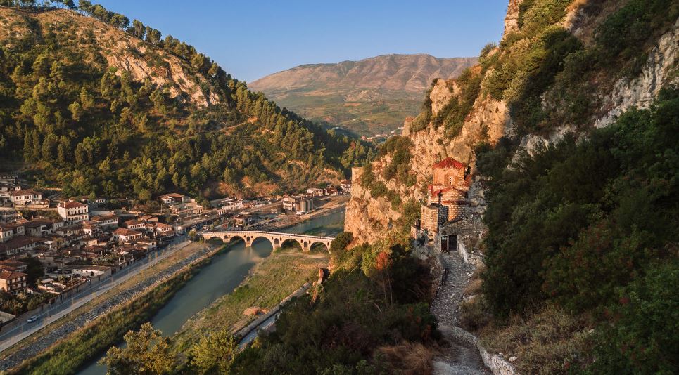 ALBÂNIA, KOSOVO E MACEDÔNIA DO NORTE